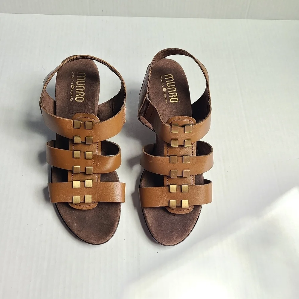 MUNRO brown maggie slingback sandals
